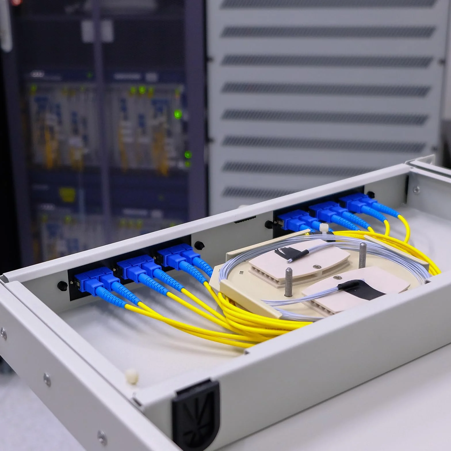 QUARKZMAN Adattatore Ottico in Fibre Fc Upc Maschio-Lc/Apc Femmina, Adattatore Simplex a Singola Modalità, Fc Upc-Lc/Apc, per Connettore di Rete Internet, 1 Pezzo