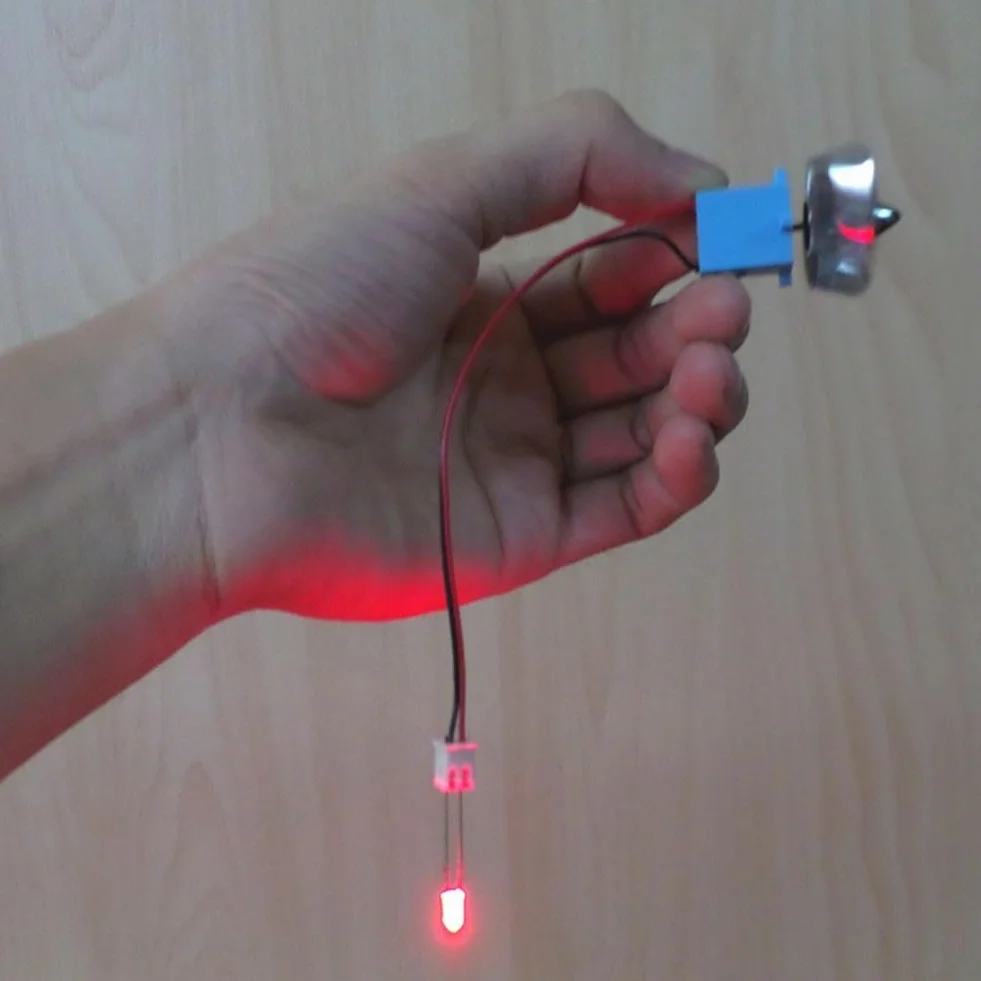 Piccola turbina eolica a doppio scopo e mini generatore idroelettrico 0,01-15 V CA di uscita, kit educativo di energia rinnovabile per l'apprendimento domestico e gli esperimenti scolastici