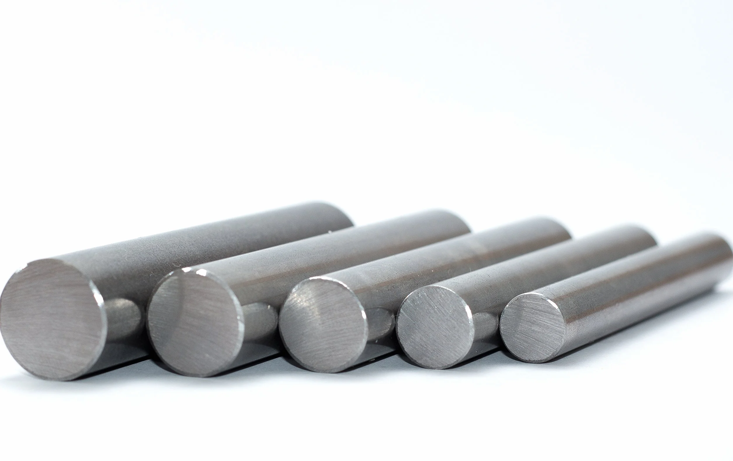 Acciaio Tondo 42CrMo4 + QT 1.7225 Retribuita Vuoto - Disegnata Sgusciato + C/Sh EN10278 Tolleranza Diametro Esterno h9 Diametro Ø 6-320 - Ø40mm x 400mm