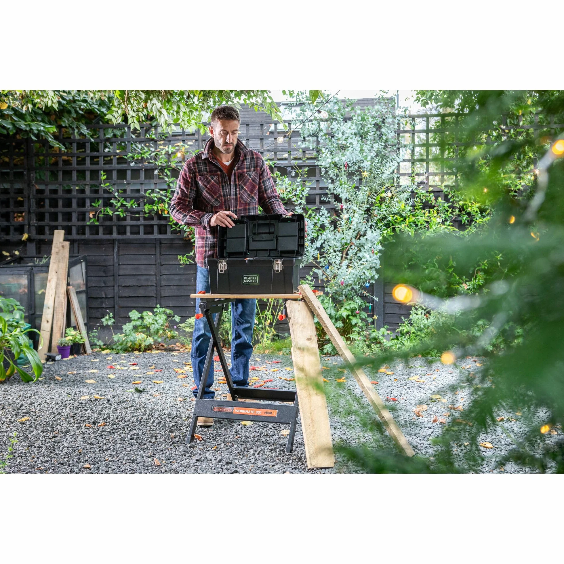 BLACK+DECKER, Banco da Lavoro Workmate, Black/Wood, 15.5 x 84 x 12.5 cm. WM301-XJ