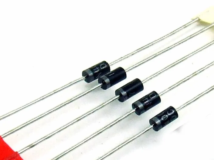 POPESQ® 5 pz. x Diodo Raddrizzatore 1N4007 (1N4001, 1N4002, 1N4003, 1N4004, 1N4005, 1N4006) 1A 1kV THT #A6570
