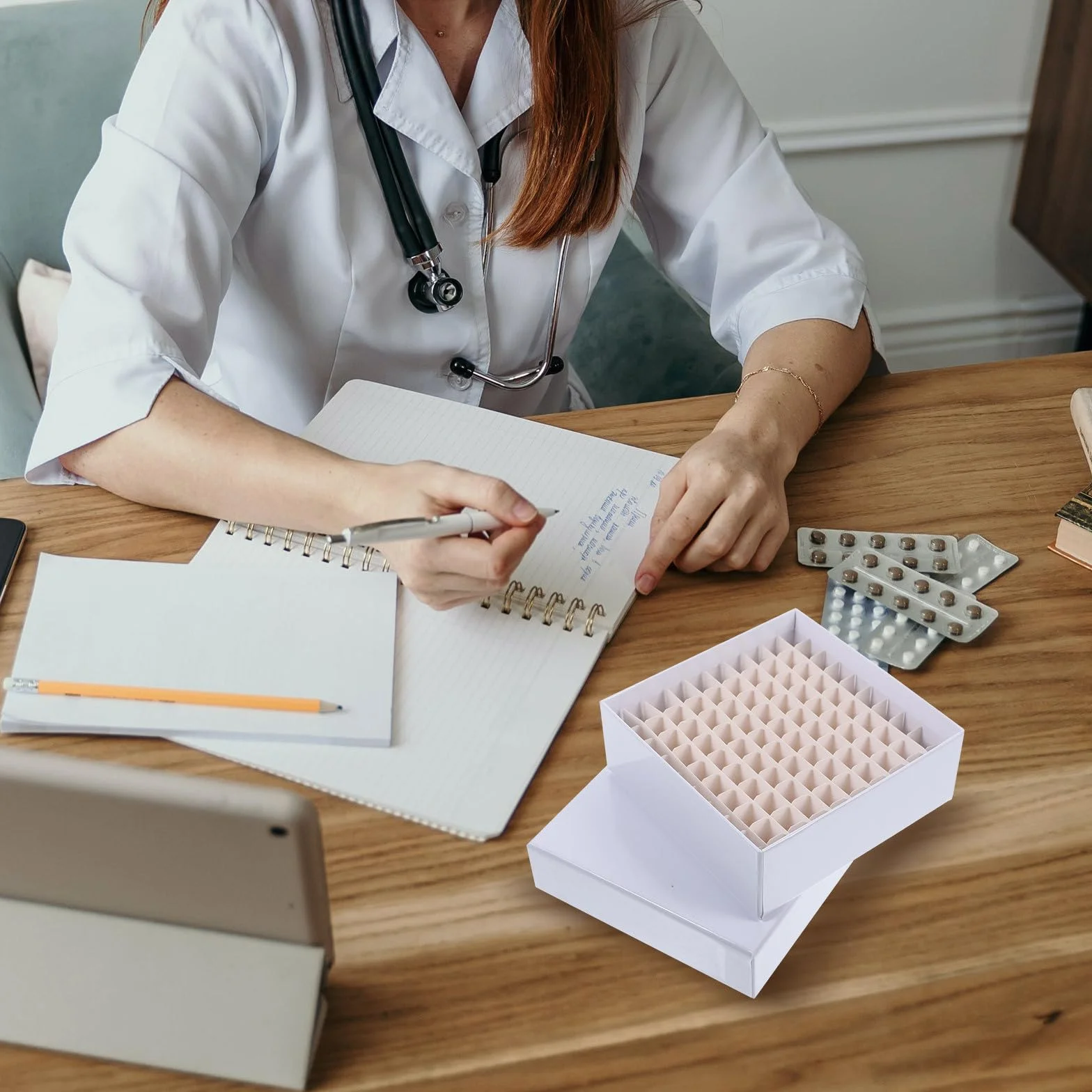 Porta Provette da 100 Scomparti per Microcentrifuga in Carta Bianca, Scatola di Stoccaggio per Congelatore