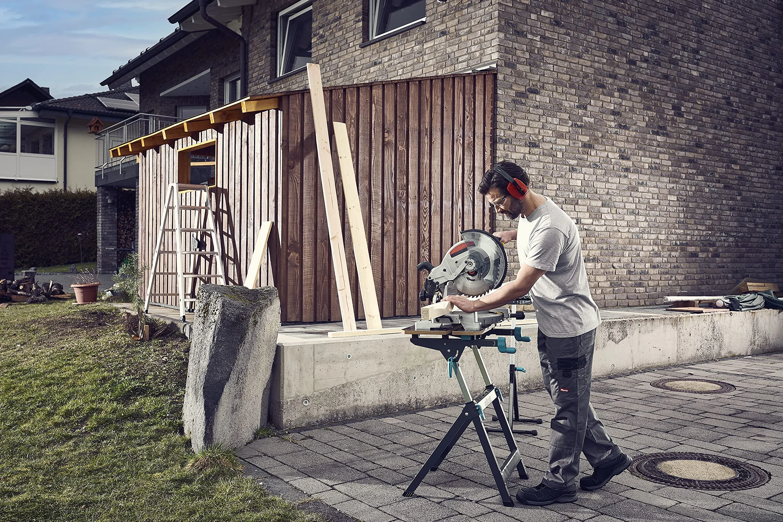 wolfcraft MASTER 750 ERGO Banco morsa e portamacchine I 6871000 I Il banco morsa e portamacchine regolabile in altezza