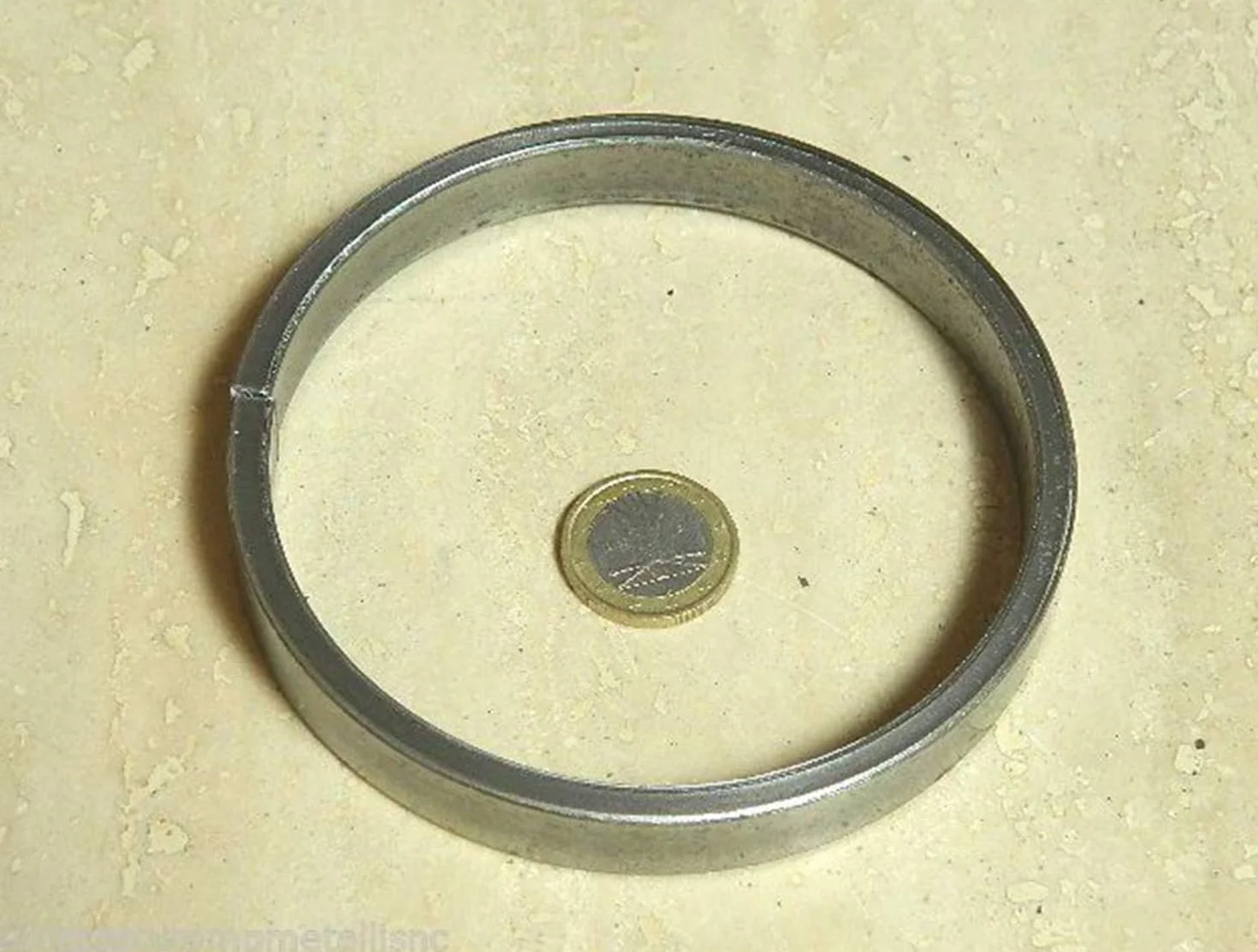 M.P. Metalli Cerchi in ferro battuto per inferriate cancelli recinzioni sezione piatta Set 10 pezzi 14x6 mm h. 100 mm Made in Italy