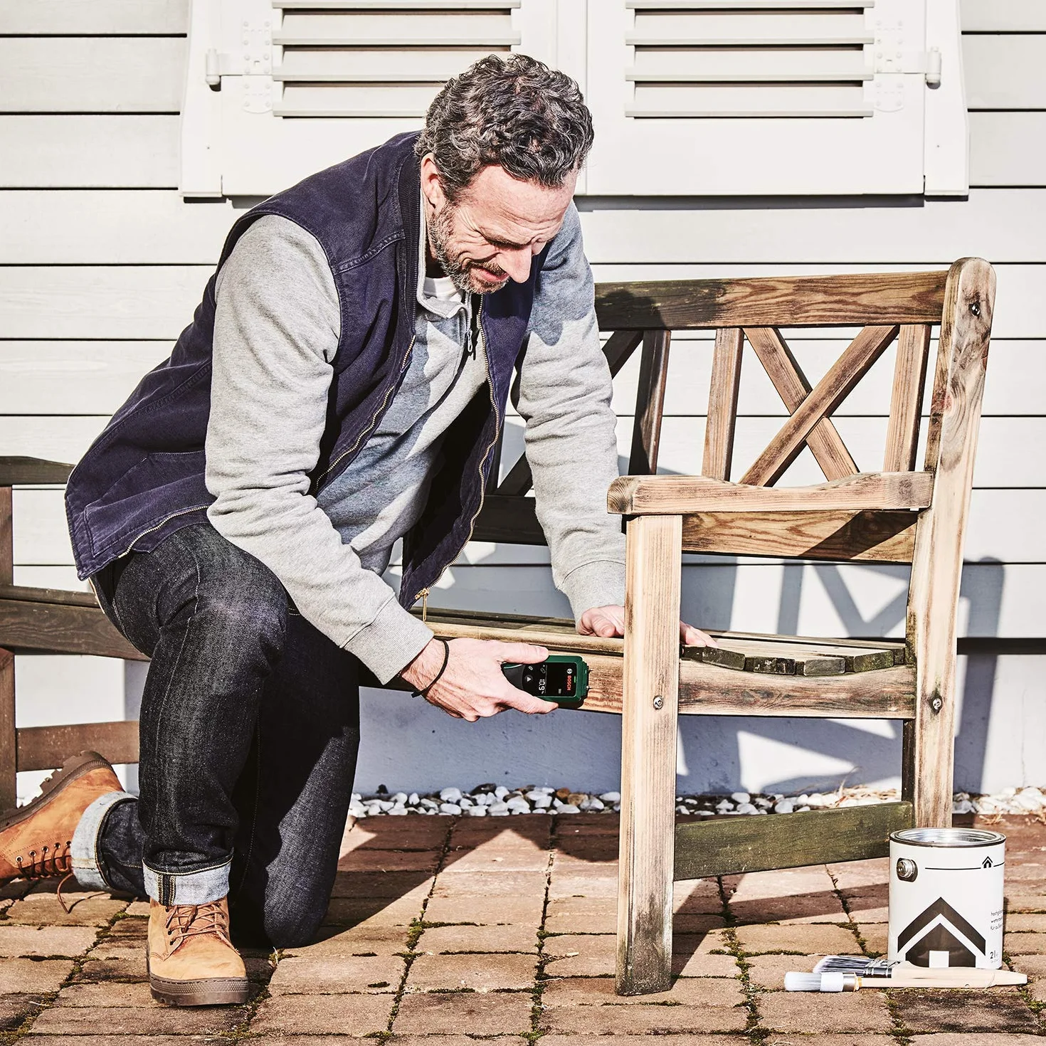 Bosch UniversalHumid misuratore di umidità con selezione del gruppo di legno e LED semaforico