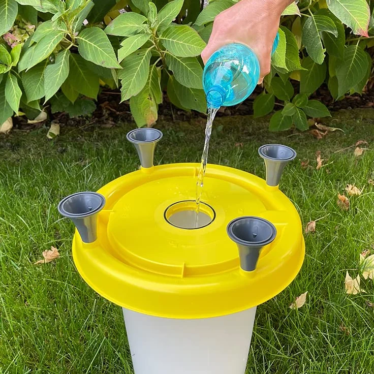 River Systems Abbeveratoio a sifone 5 litri plastica con manico e piedini