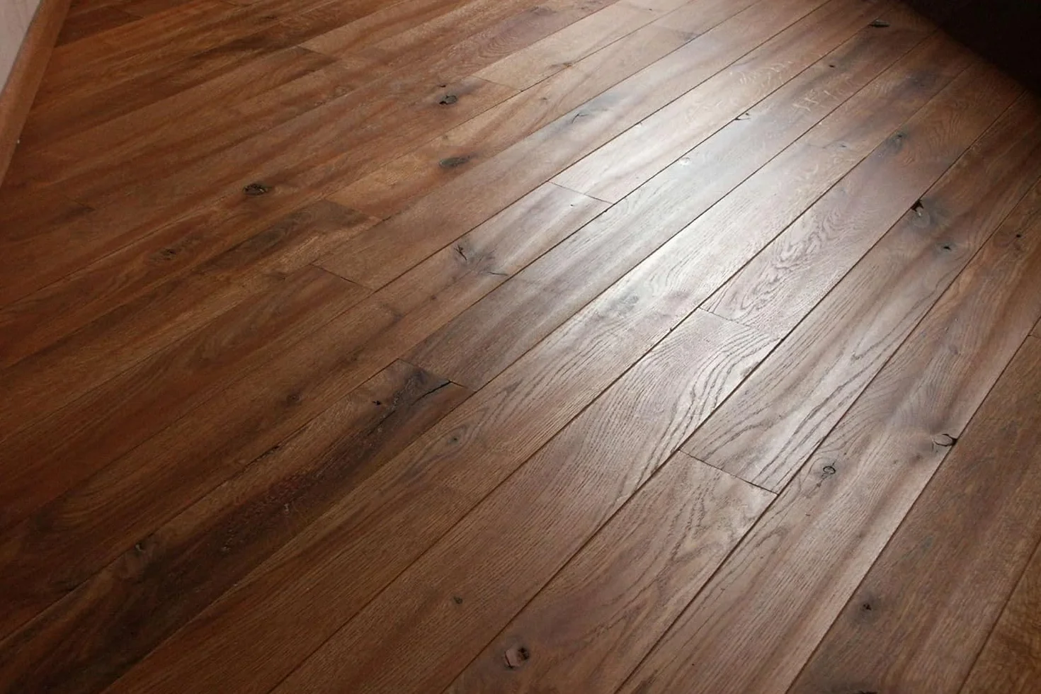 NUTRO PARQUET 1 LT Oleocera per la conservazione del Parquet oliato in interno 1 LT (2 Litri)