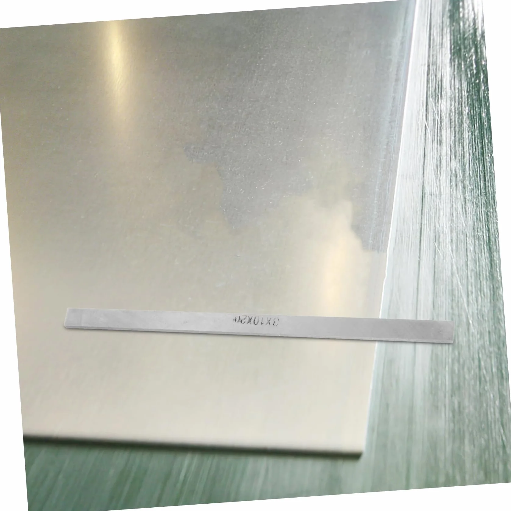 NUOBESTY Barra in Bianco 3x10x200mm per Artigianato e Fabbricazione Coltelli, Barra Piatta Metallo per Lavorazioni Fai da Te, Resistente e Versatile per Uso Professionale