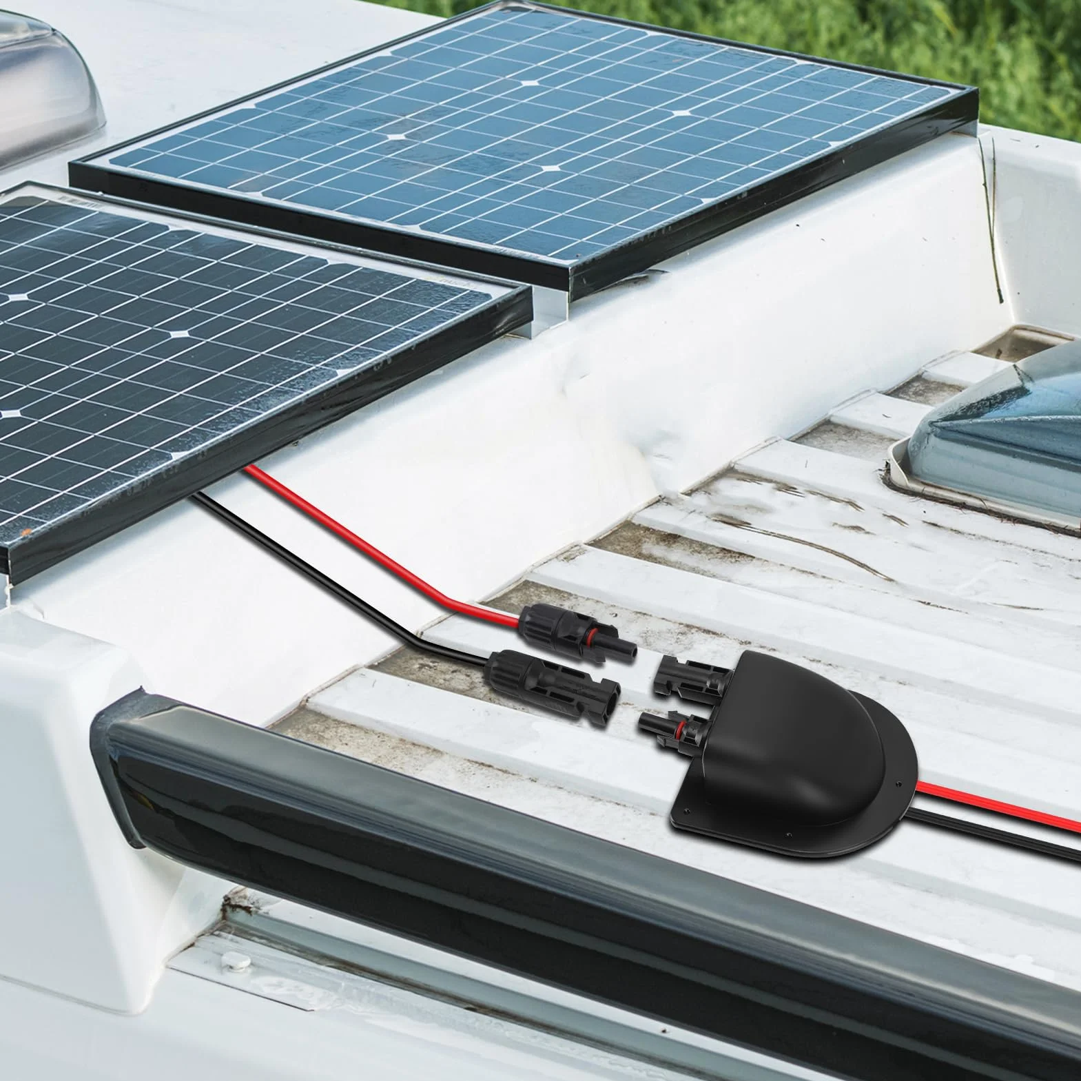 Doppio Passacavo Solare, Alloggiamento Ingresso Solare con Cavo in Rame 10AWG Flessibile da 3m, Impermeabile Passacavo Solare per Camper Barche Roulotte, Nero