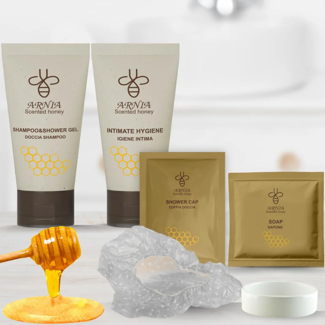 B&B Hotel Kit Cortesia Bagno Monouso 225 Pezzi Shampoo Doccia 20ml Igiene Intima 20ml Sapone Tondo Cuffie Doccia