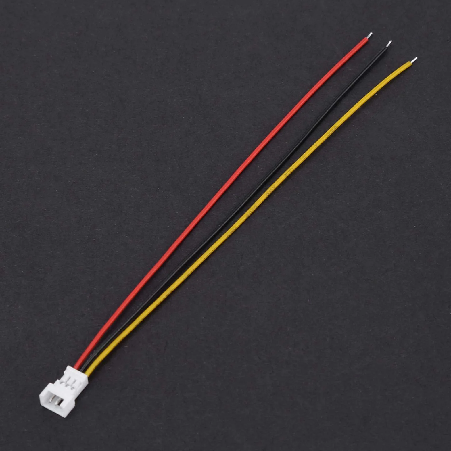 Tyenaza 1.25MM JST, 20PCS Connettore Maschio e Femmina a 2 pin/3 pin Connettore JST in PVC con Cavi di Fili Neri Rossi Connettori ad Angolo JST(3Pin)