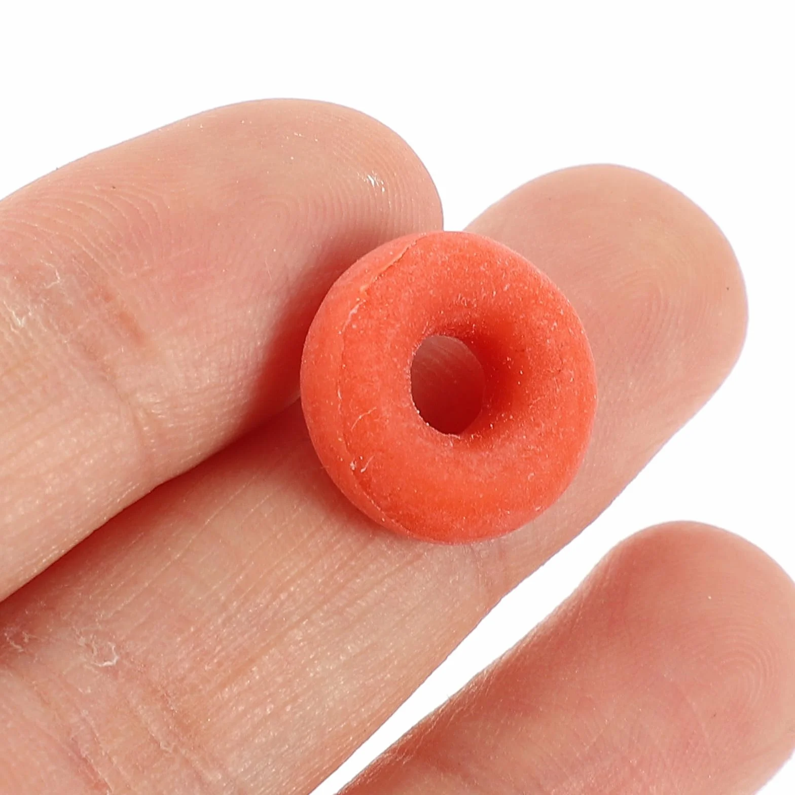 Didiseaon Anelli di Castrazione la Castrazione e Taglio della Coda degli Animali 100 Pezzi in Gomma Arancione ad Alta Elasticità , Multiuso per Bovini e Suini