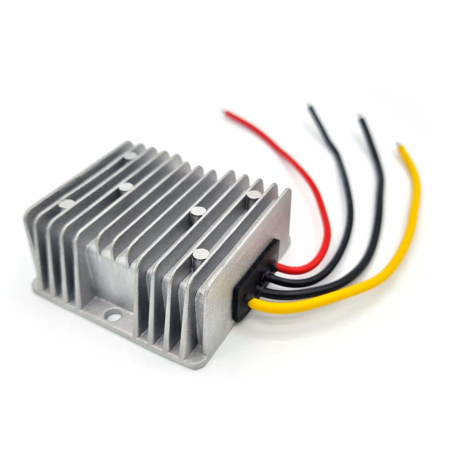 Convertitore di tensione DC-DC 9V-22V a 24V 10A 240W Step-up Boost per camion