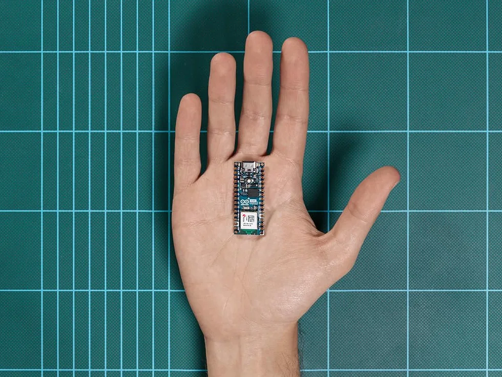 Arduino Nano ESP32 Scheda compatta con ESP32 integrato WiFi Bluetooth IoT