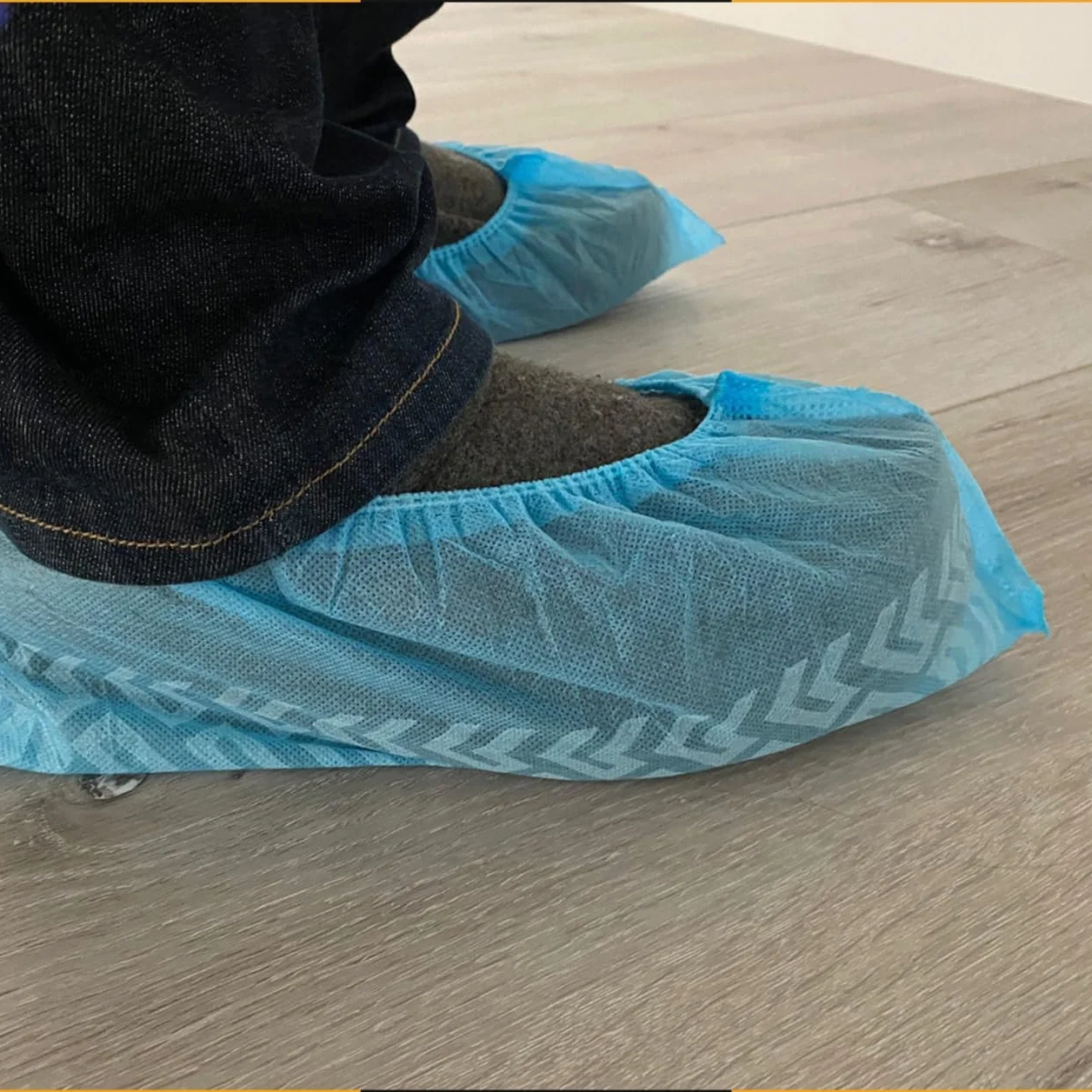 Copriscarpe Monouso PP 100 Pezzi Antiscivolo, Copri Scarpe Usa e Getta per Casa Laboratorio Cliniche Ospedali