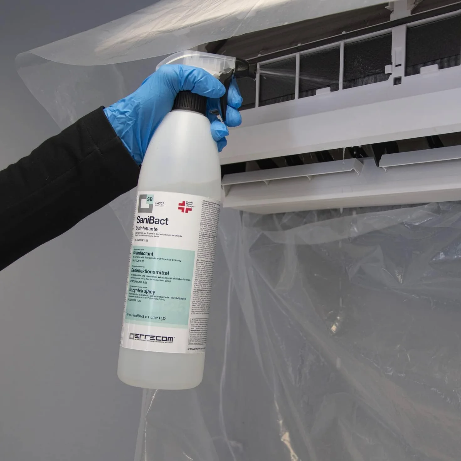 Errecom SaniBact Disinfettante Concentrato per Superfici Battericida Virucida Levuricida 1 L