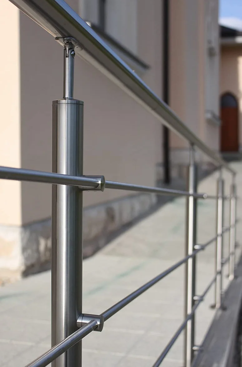 Sellon24 Tubo rotondo acciaio inox V2A 42,4 x 2,0 mm 200 cm