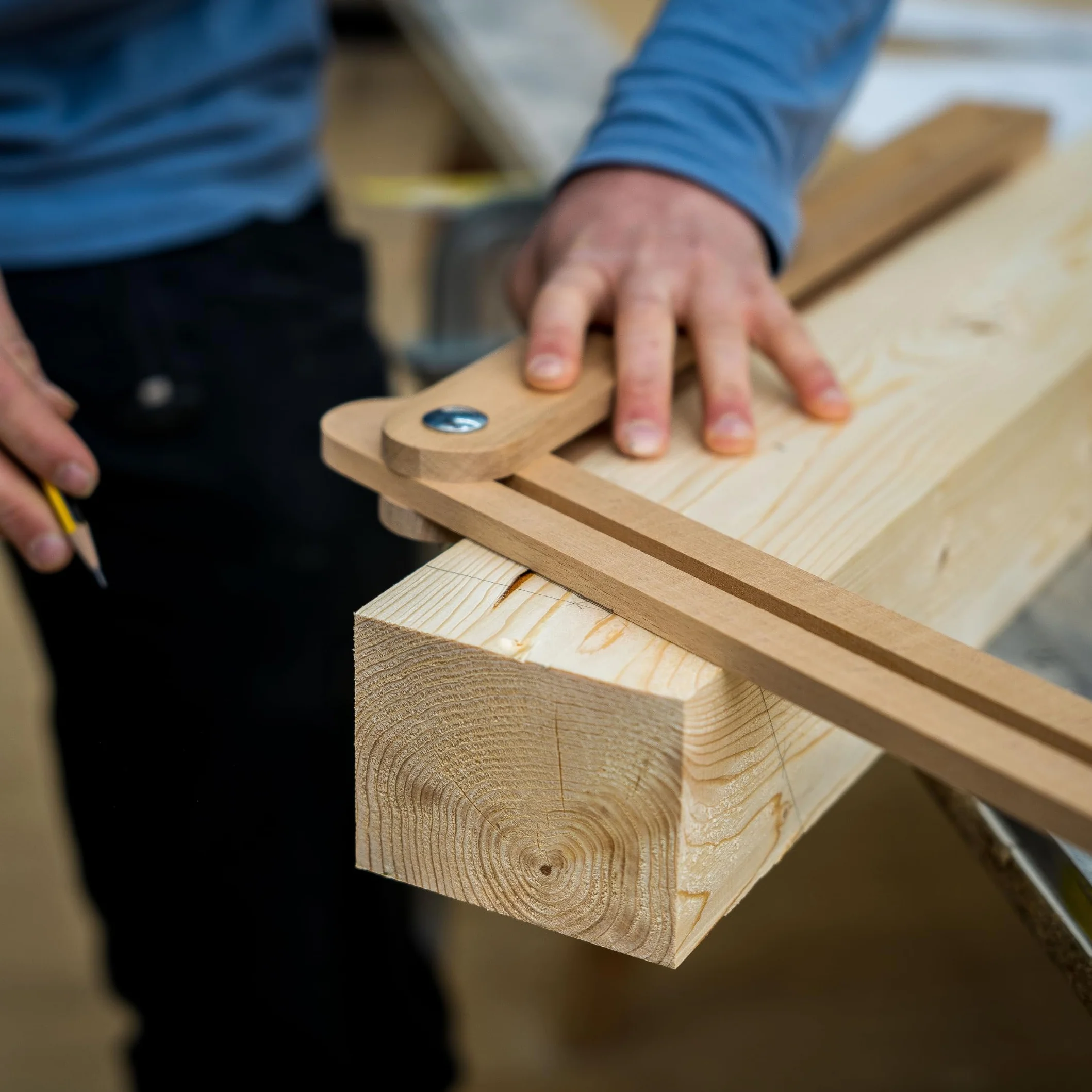 Falsa squadra di legno - Falsa squadra da falegname con linguetta scanalata (30 cm)
