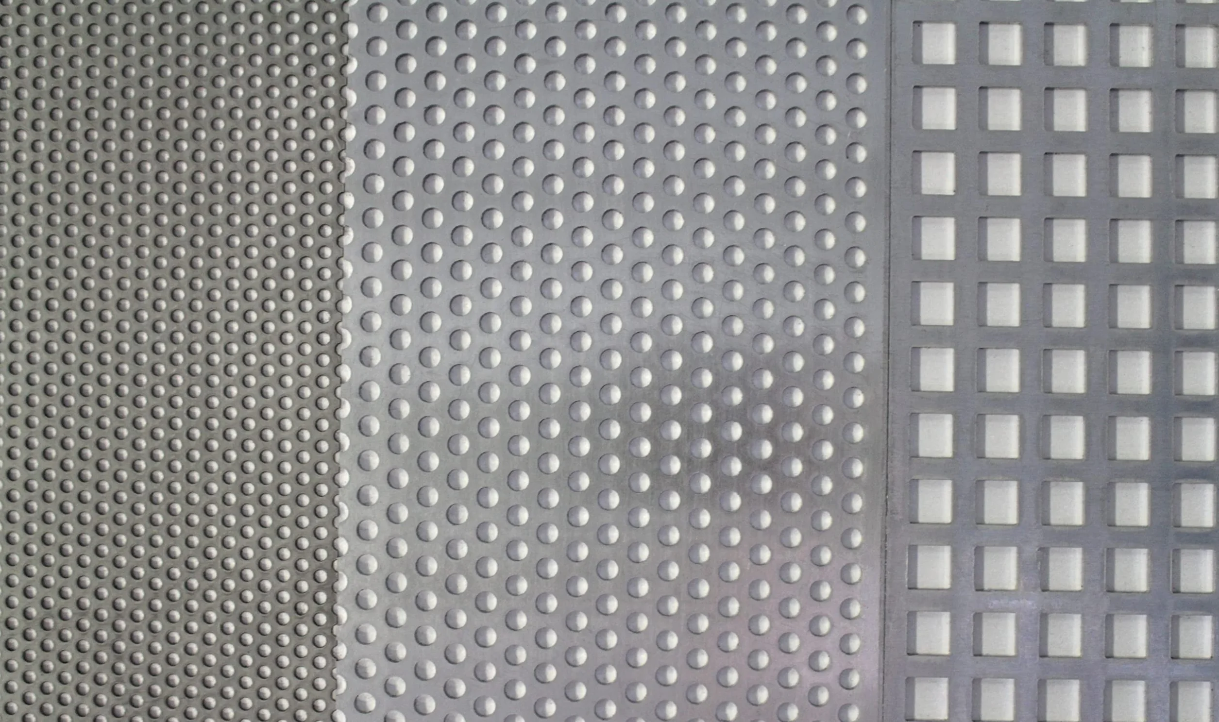 Lamiera forata in acciaio inox 2,0 mm 1.4301 VA 35 x 1000 mm