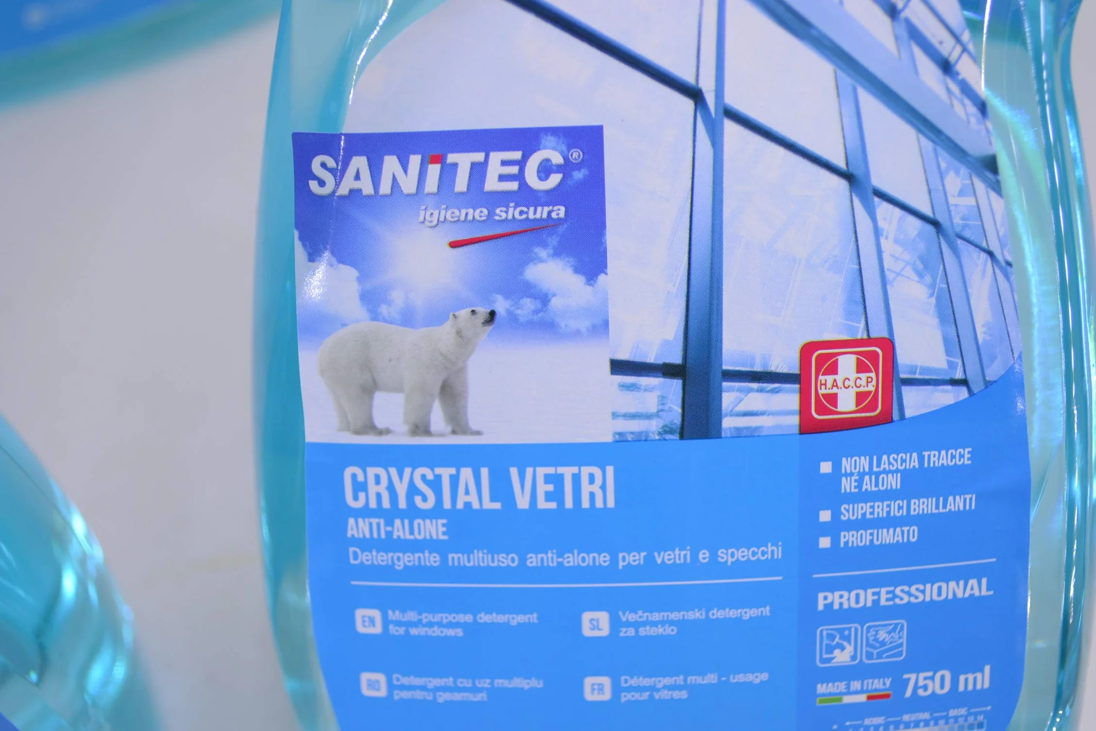 Sanitec detergente professionale vetri Crystal Vetri 750ml cartone 6pz Anti-Alone