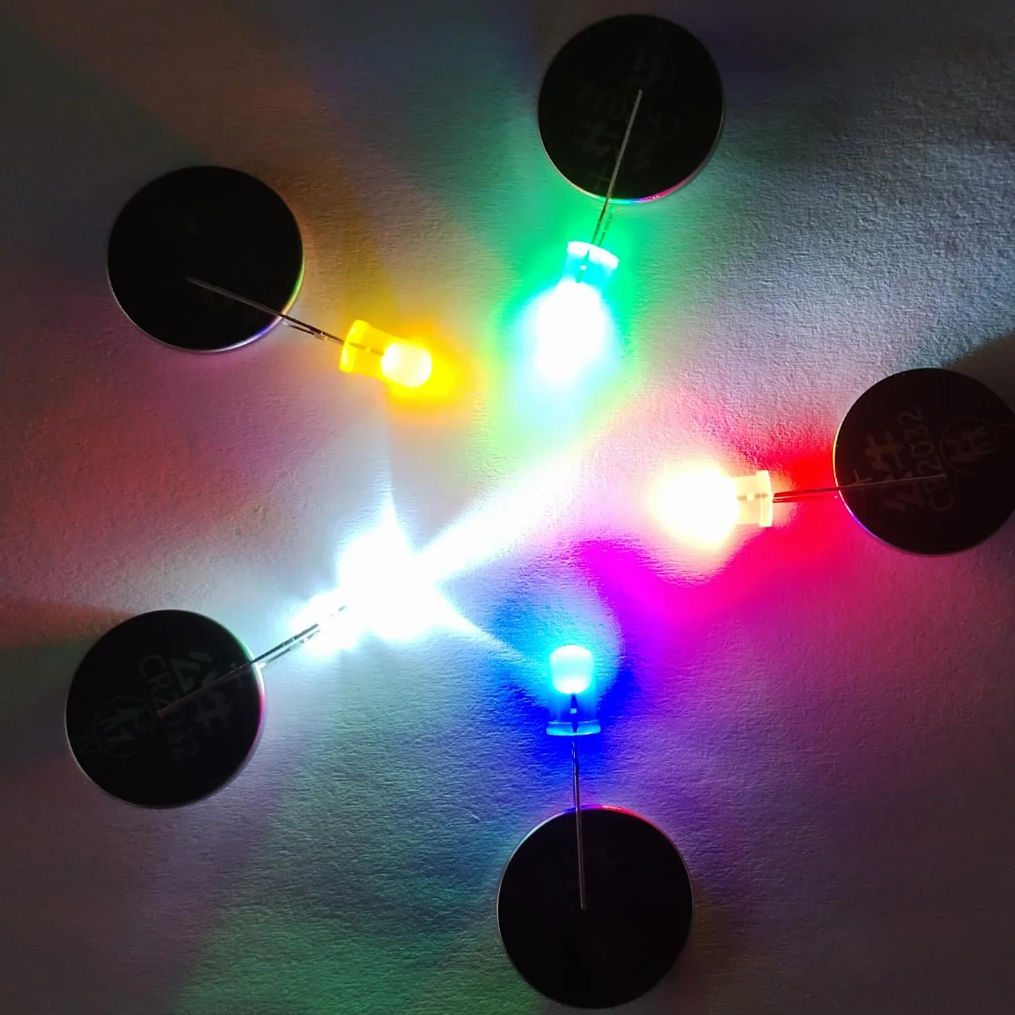 Diodi Led 5mm Giallo Alta Luminosità 3V Multicolor 80 Pezzi