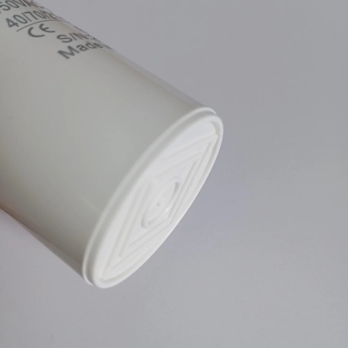 Condensatore di Spunto 45µF 450V AC fondo piatto Per Motori Monofase