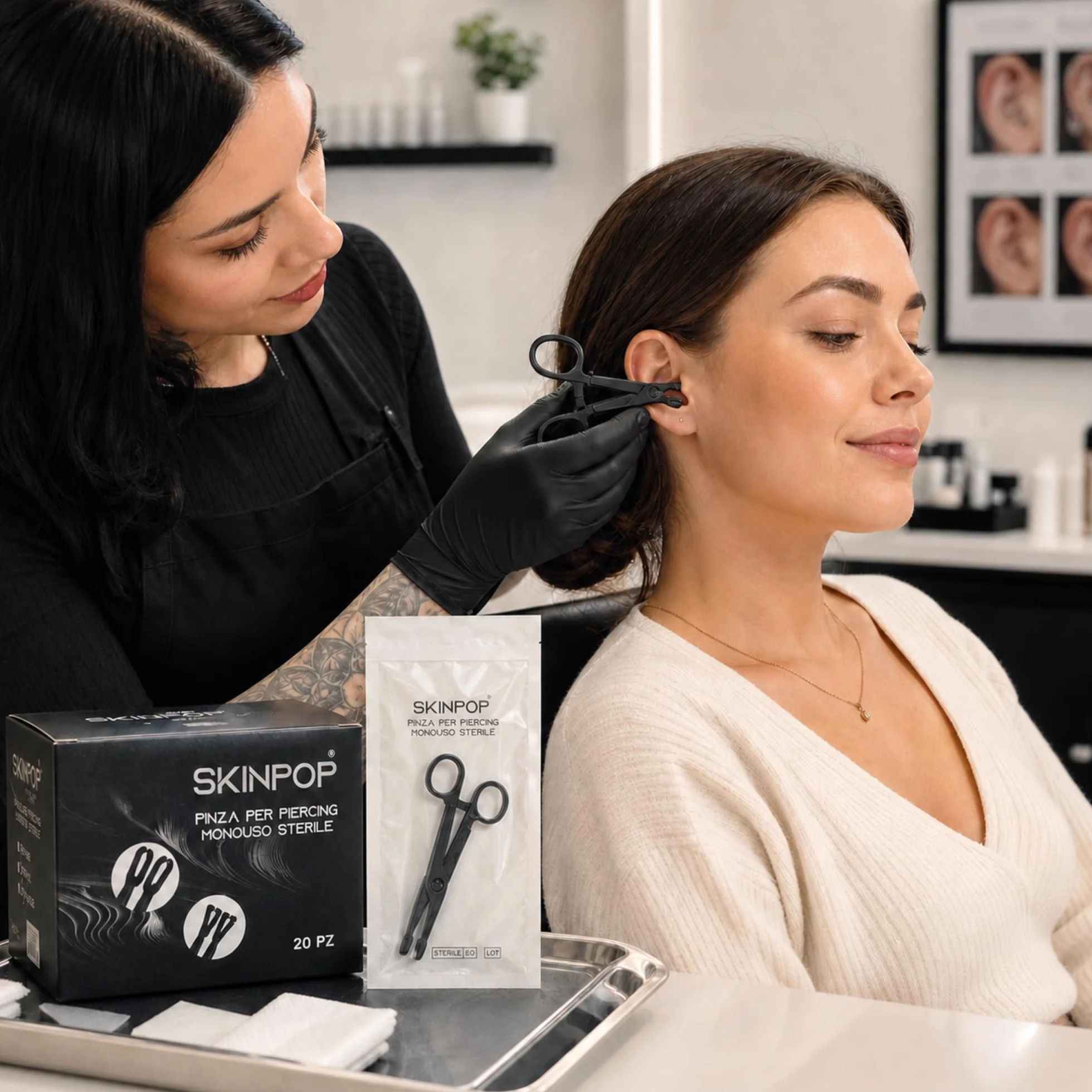 Pinza per Piercing Monouso con Forma Ovale - DELICATA e RASSICURANTE - Pinze in PVC Sterilizzata E.O. Gas - Confezione Singola - Presa STABILE per Prima Foratura e Body Piercing