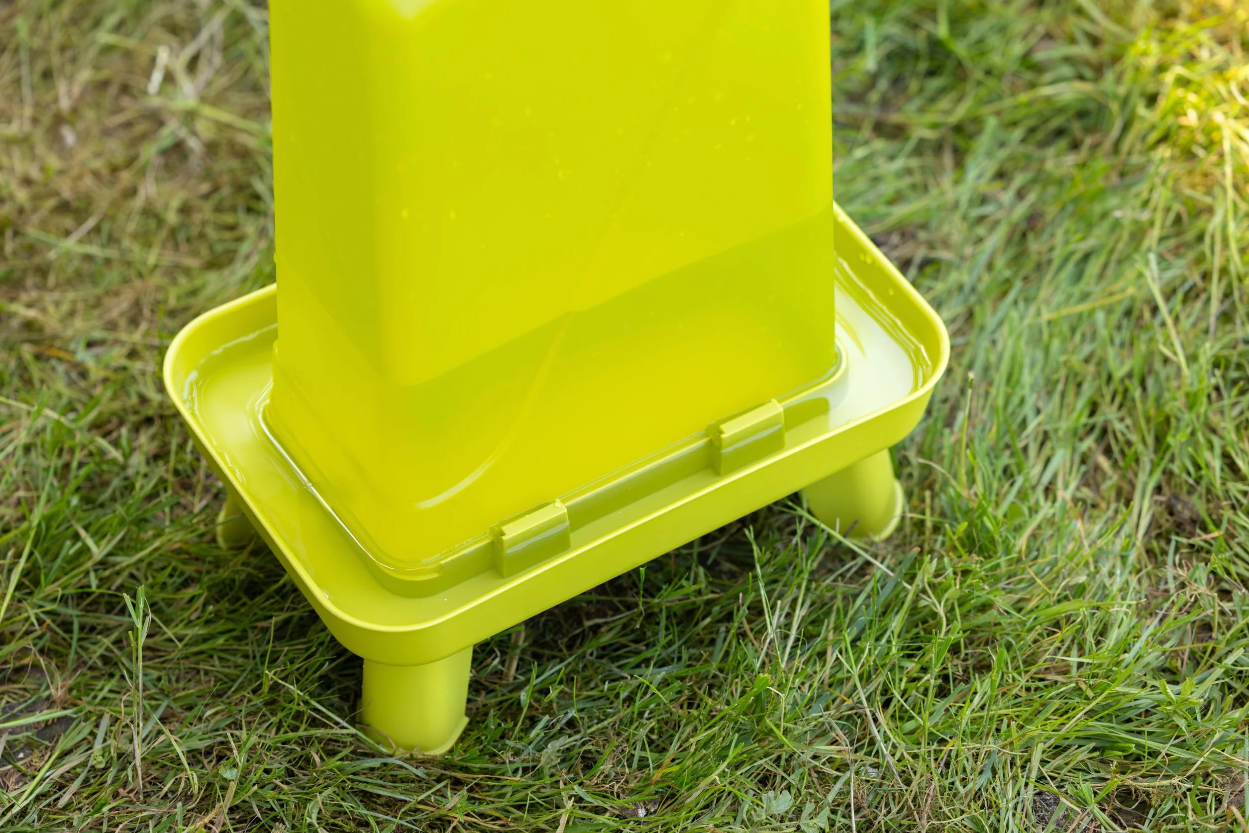 Kerbl Hobbyfarming abbeveratoio in plastica 3,5 l Verde 16x24x35 cm per pollame