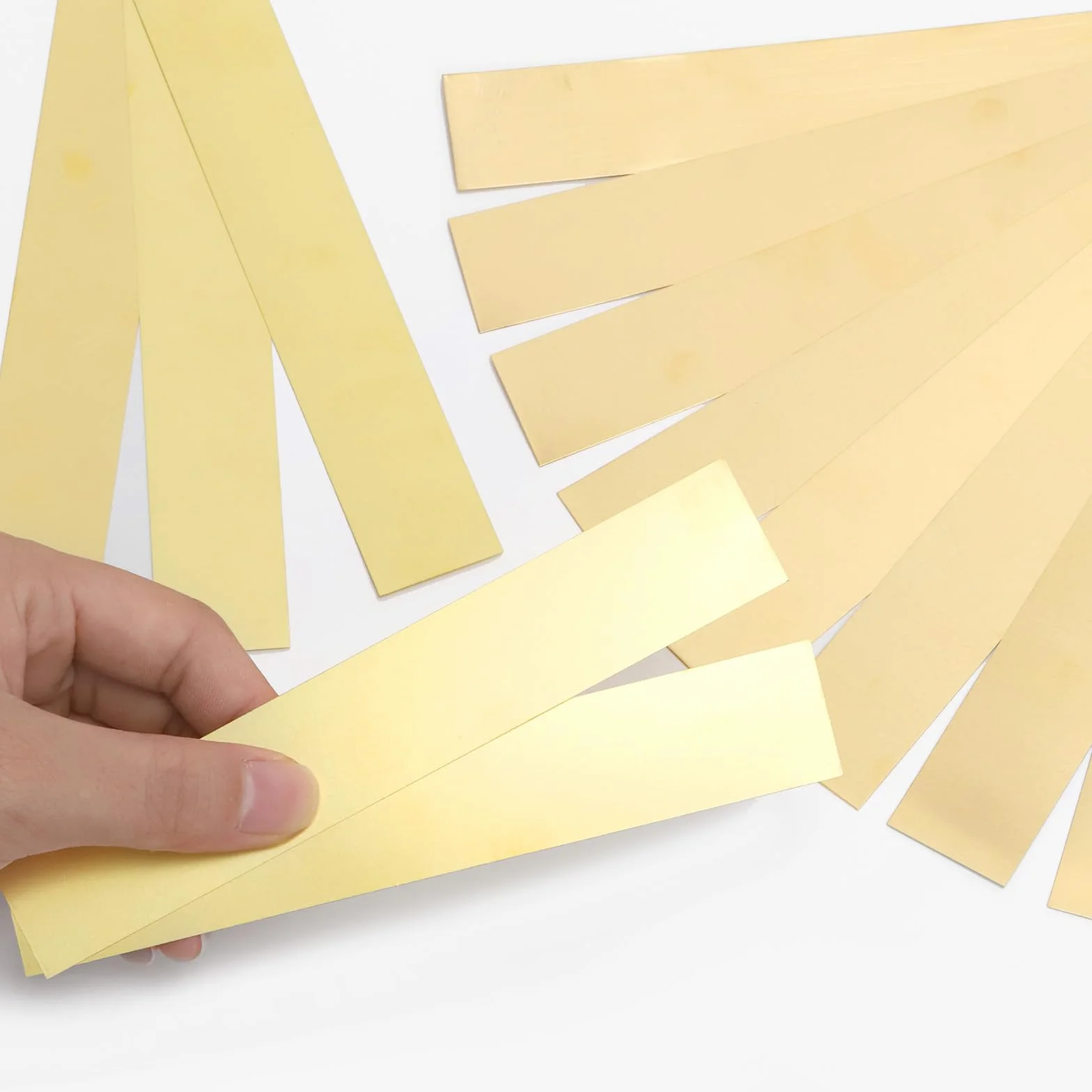 18 strisce in ottone, 1" larghezza x 6" lunghezza 0,002" 0,004" 0,006" 0,008" 0,012" 0,016" spessore Shim Stock Sheet striscia, pellicola in ottone Roll Metal Shims per fai da te gioielli fai