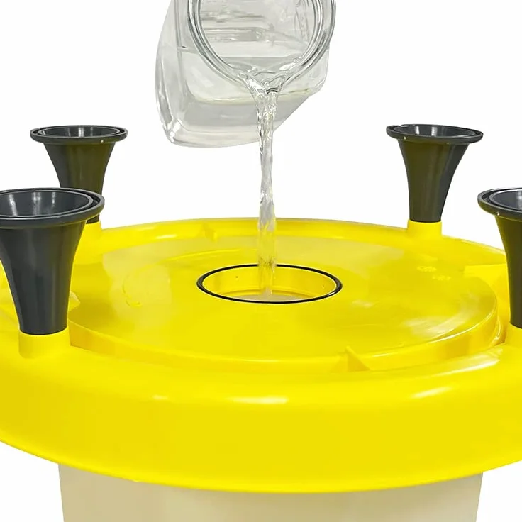 River Systems Abbeveratoio a sifone 5 litri plastica con manico e piedini