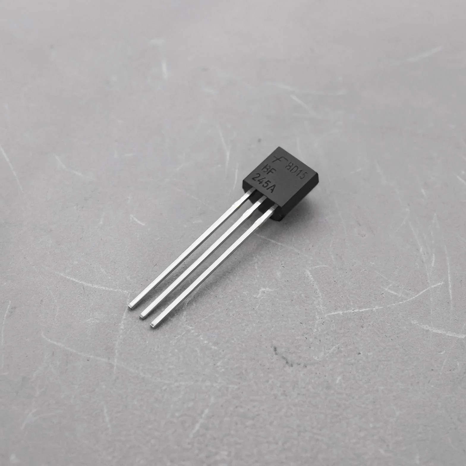 Create idea 20 Pezzi N-Channel Field Defect Transistor 3Pin High Efficiency Junction Field-Effect Transistor Per Amplificatori Audio Processori Di Segnale BF245A