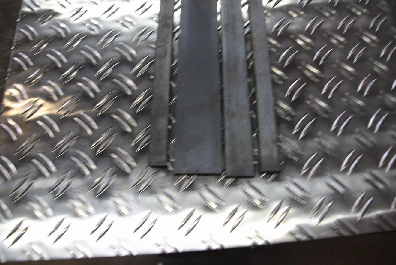 Barre di ferro/acciaio piatto 50 x 5 mm, da 100 a 3000 mm