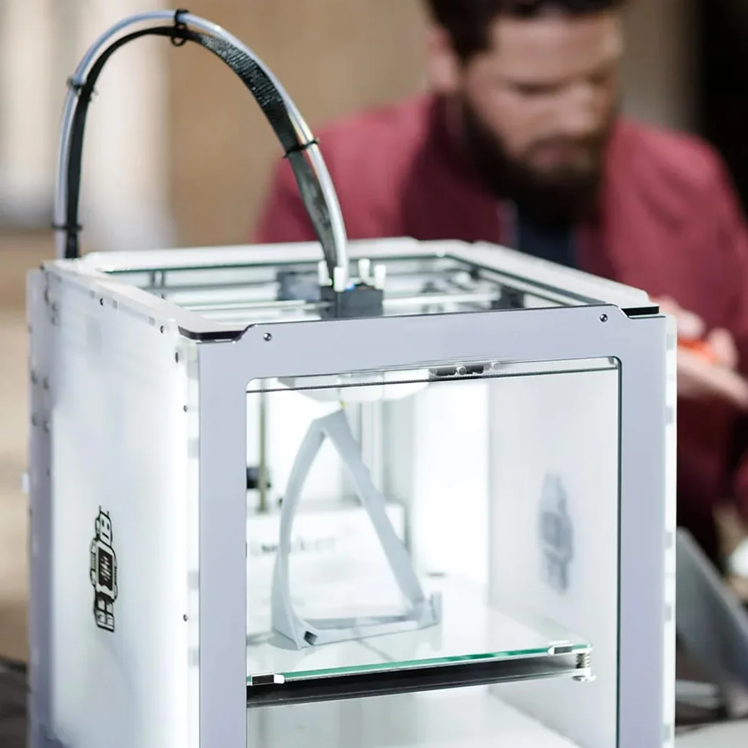 Tubo in PTFE, 2 metri, Professionale, Accessorio per stampanti 3D, Estrusore, Per stampante 3D da 1,75 mm, Filamento, Tubo PTFE Stampante 3D, Teflon Stampante 3D (2,5mm ID × 4mm OD) (Bianco)