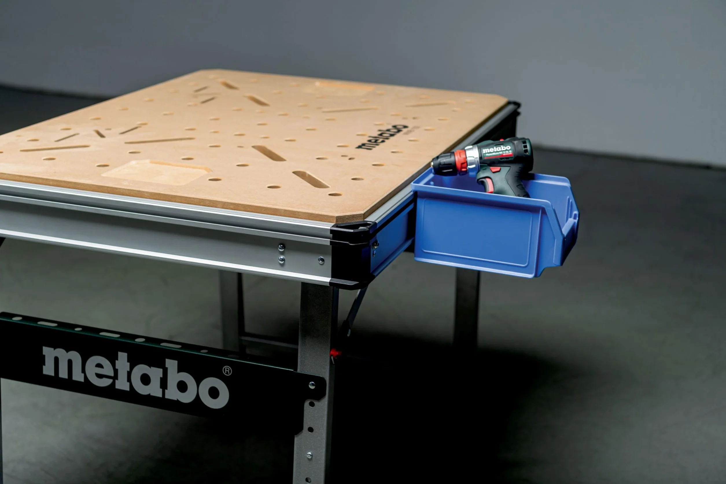 Metabo Tavolo multifunzione MWB 100, banco da lavoro mobile, tavolo da lavoro, banco da lavoro con gambe regolabili in altezza 626991000