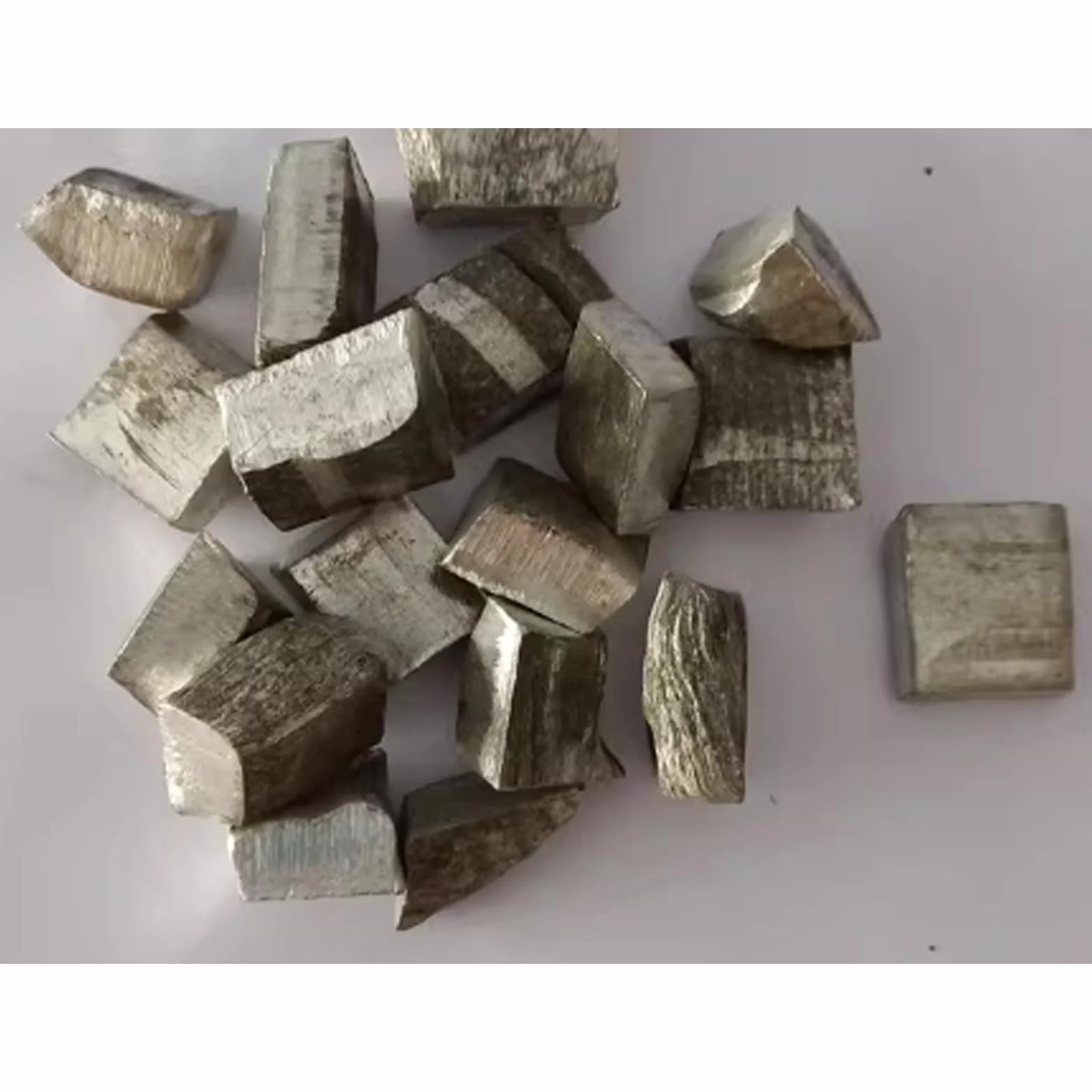 Granuli di Stagno Puro 100g per Industria Elettronica e Fusione Artigianale