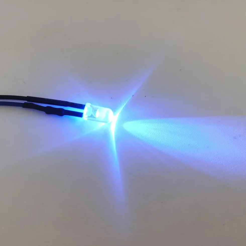 Luci LED Lampeggianti 12V 5mm Blu Diodi Precablati 20,1cm DC12V per Progetti