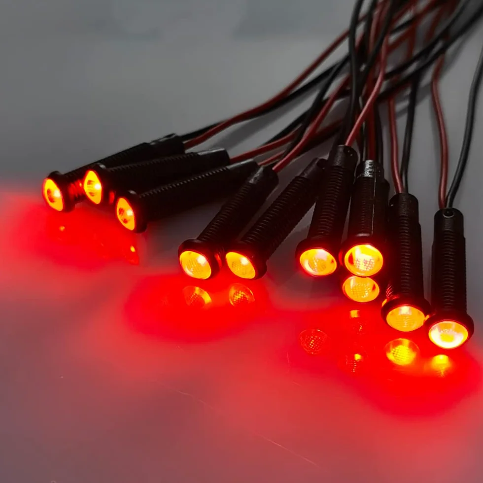 Gebildet 10pcs LED in Plastica Indicatore luminoso 110-220V Dimensione foro di Montaggio 6mm(Rosso)
