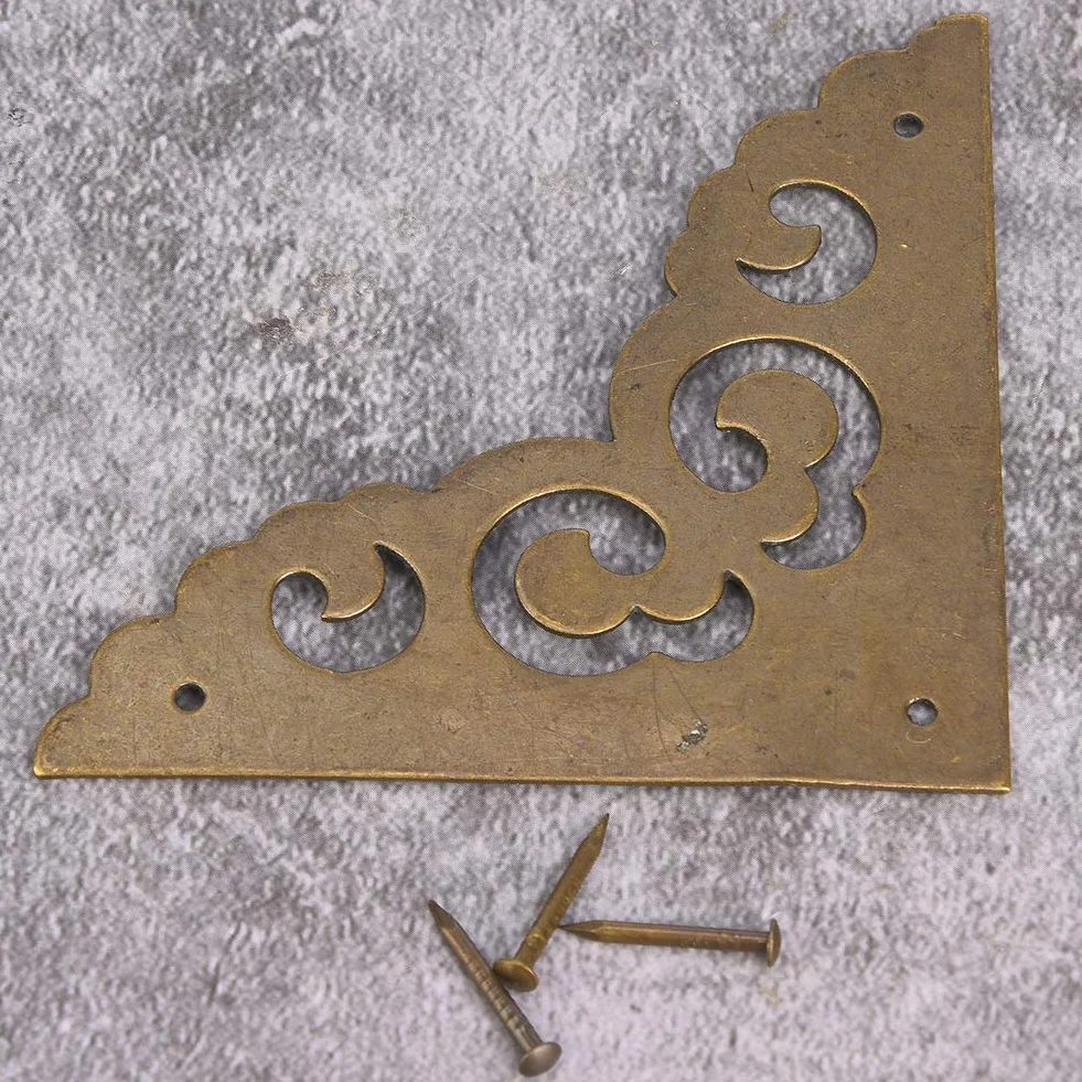 Angoli del petto in ottone, paraspigoli, per la decorazione di mobili(Bronzo)