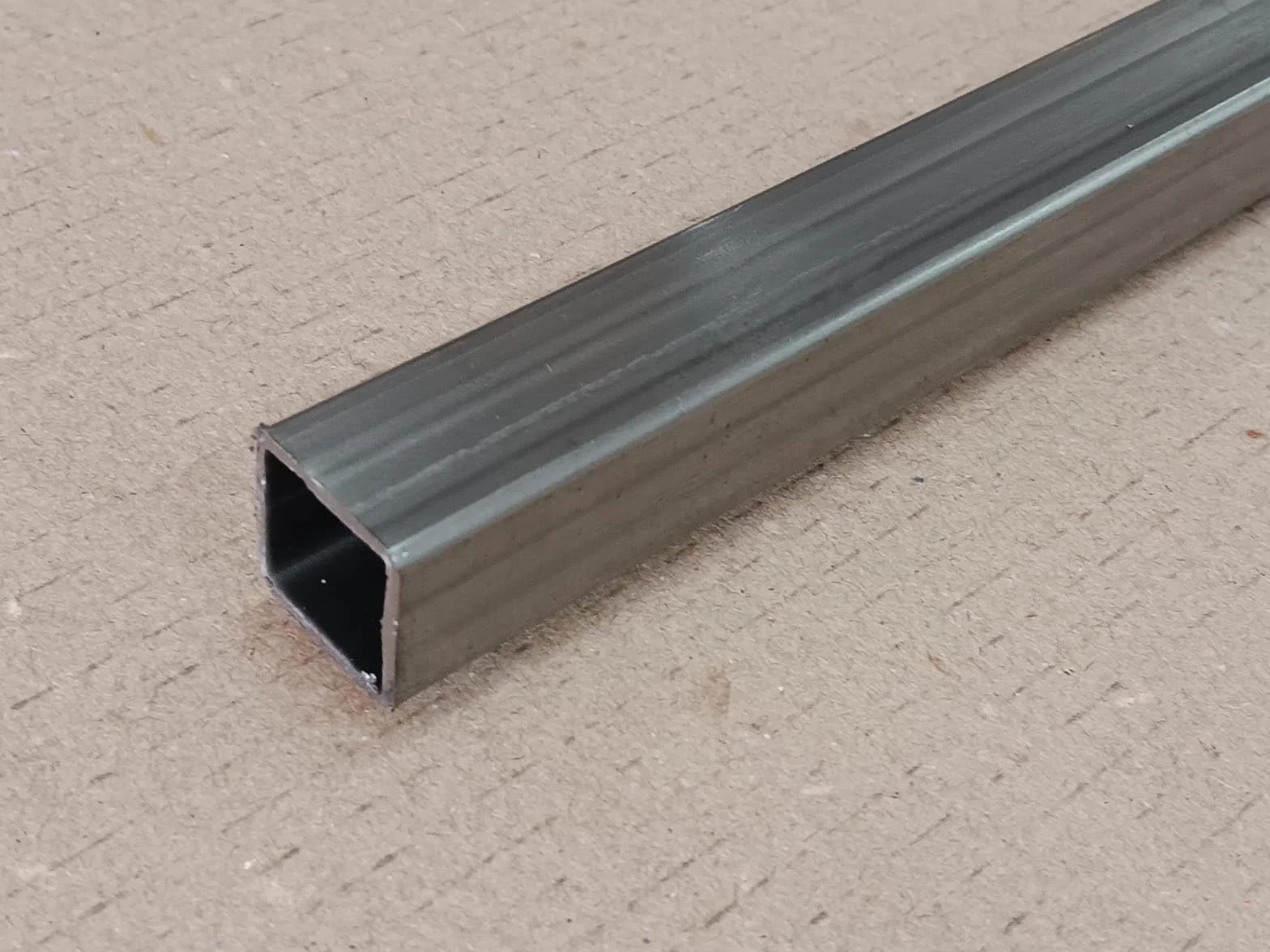 Tubolare Quadrato Acciaio Inox Aisi 304 1 Metro 30x30x1.5x1000 mm